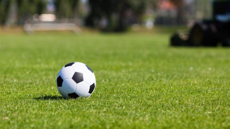 Parlay Online vs. Konvensional: Perbandingan Lengkap Kemudahan Akses, Odds, dan Keamanan Transaksi